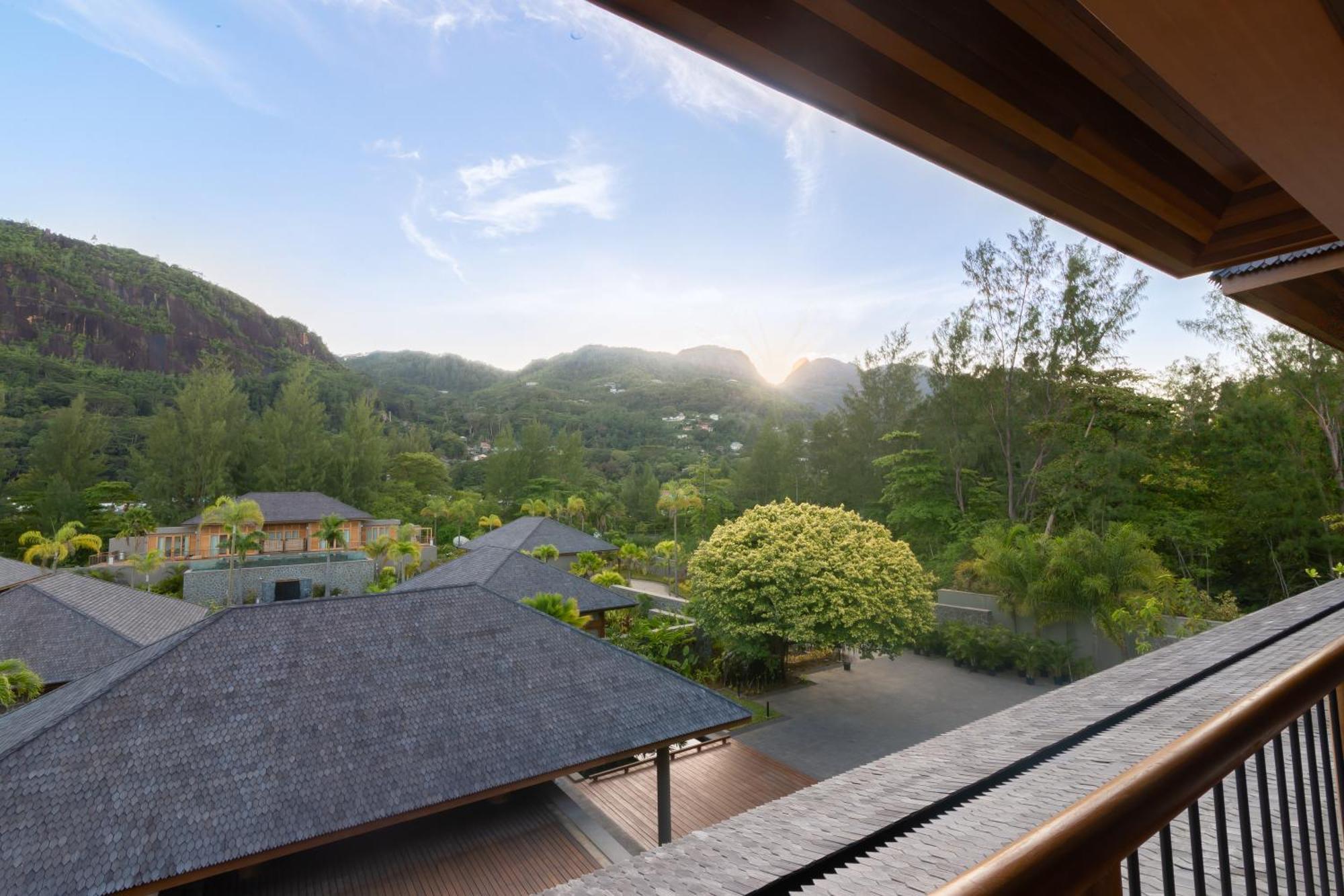 L'Escale Resort Marina & Spa - Small Luxury Hotels Of The World 维多利亚 客房 照片